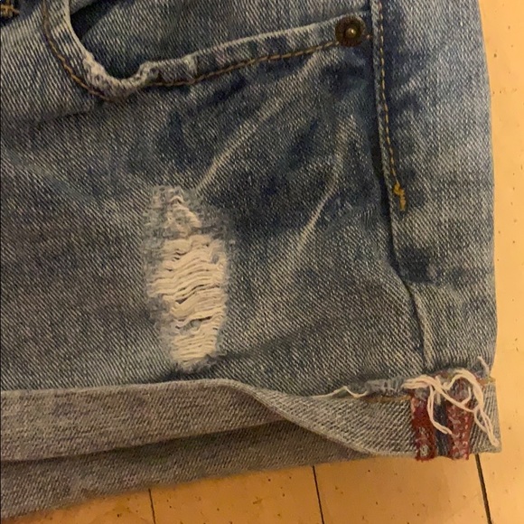 Forever 21 Jean Shorts - Picture 4 of 6
